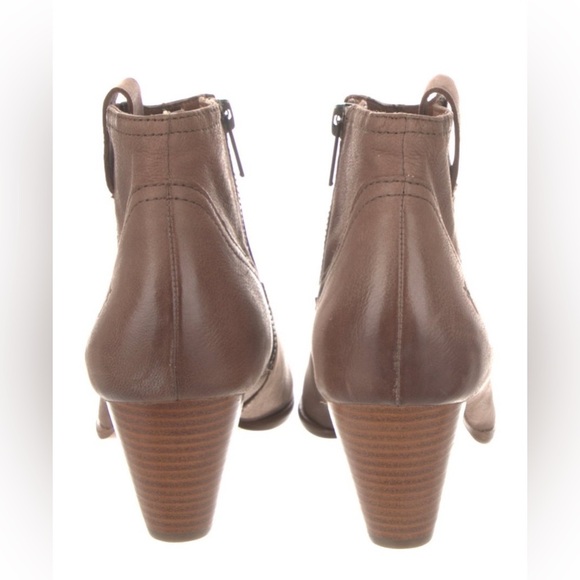 Frye Reina Pointed Toe Western Ankle Bootie Leather Taupe Brown sz 7 - Picture 4 of 5